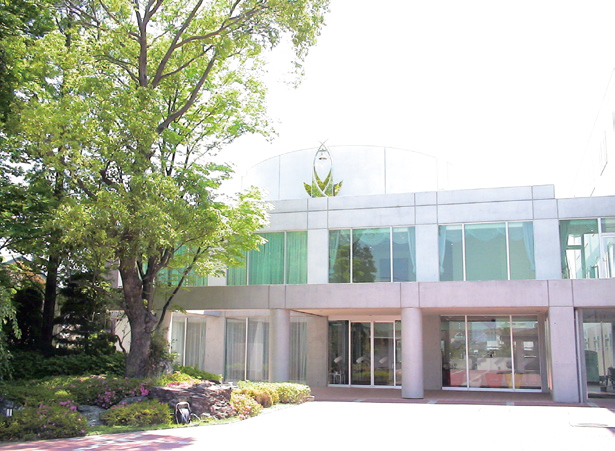 愛知きわみ看護短期大学外観